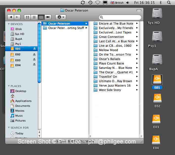 Desktop Screen © Phil Gee